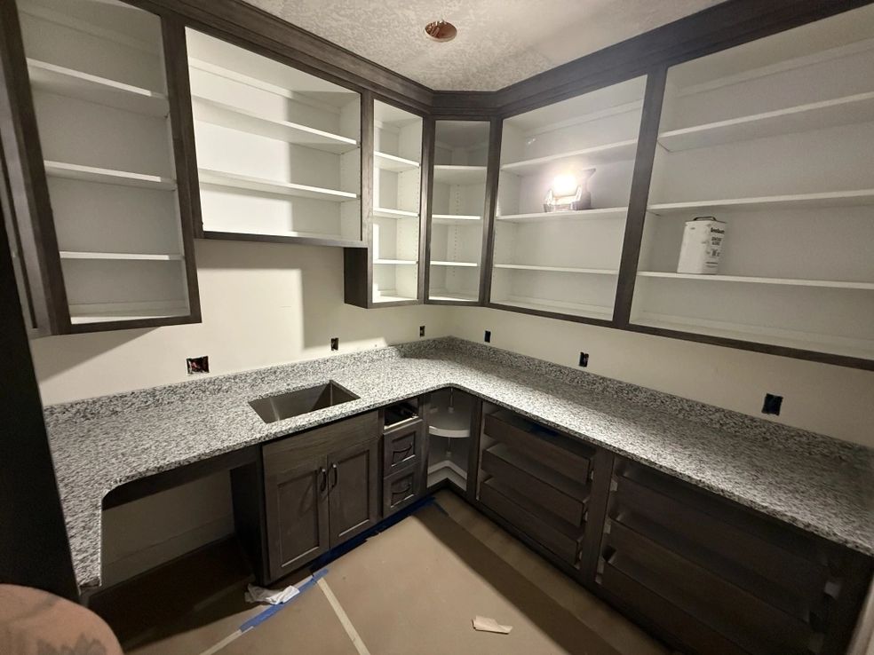 How to Choose the Perfect Countertop Color for Your Kitchen